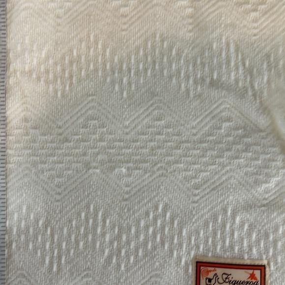 Figueroa Alpaca Fringed Scarf Winter White Textured Pattern EUC - Picture 6 of 6